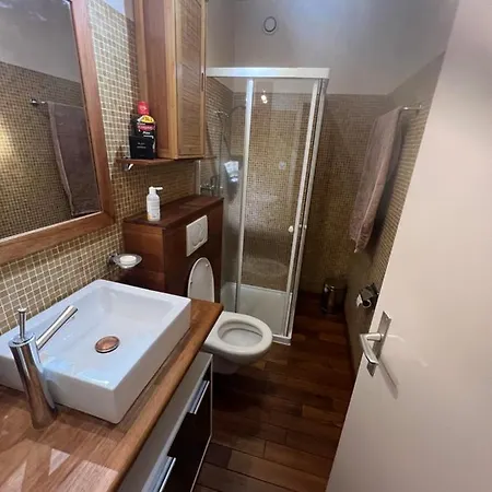 דירה Magnifique Studio Avec Piscine Vue Sur Le Lac